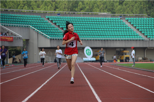 女子400米：骑行是我锻炼的方式