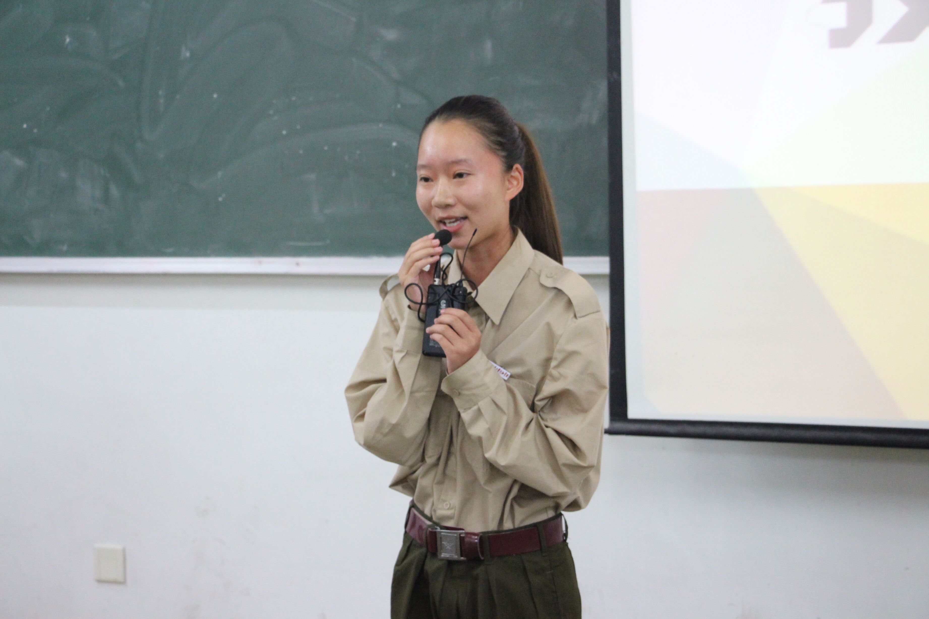 贺母校六十年华诞，第十一届新生演讲赛启征程