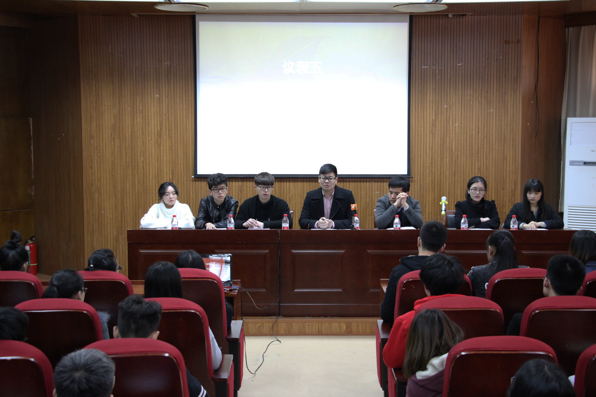 团结合作，携手共进――社团联合会全委会第二次扩大会议召开